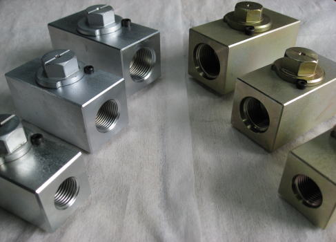 建機用部品 3